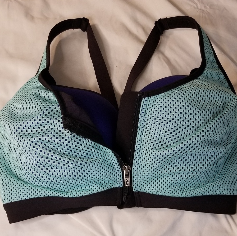 Victoria Secret Sports Bra